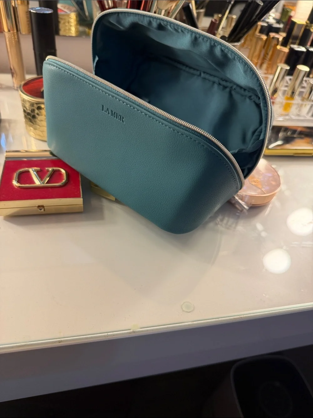 La Mer Teal Leather Zip Cosmetic Case